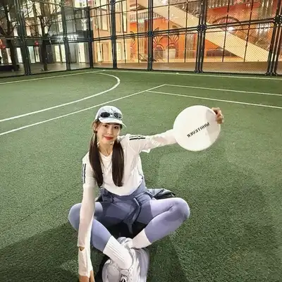 唐芳